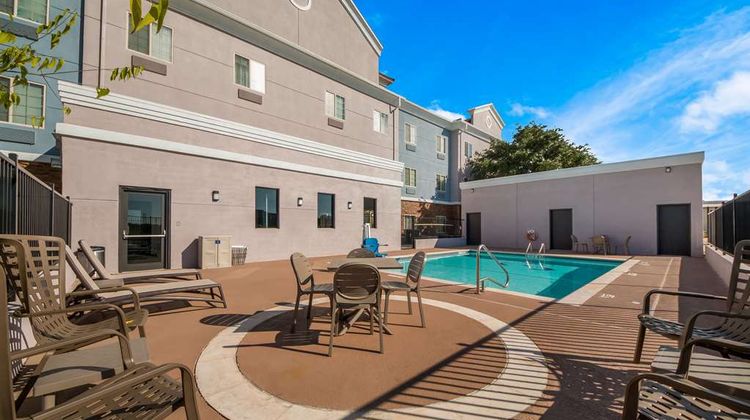 Comfort Suites Pool