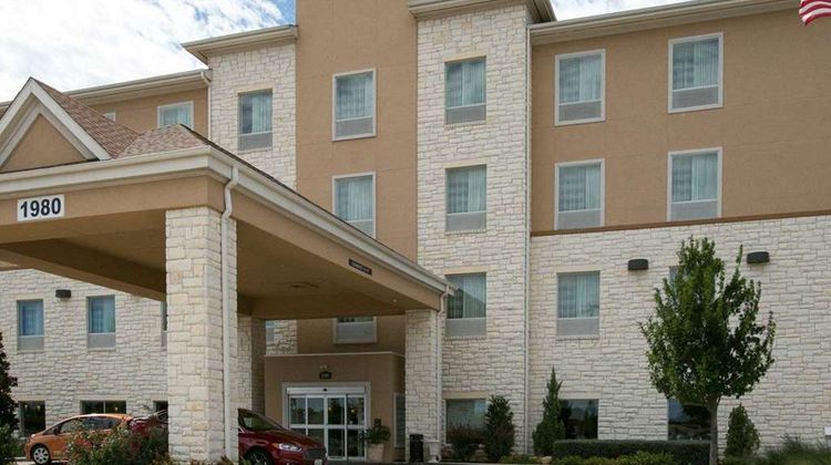 Sleep Inn & Suites Exterior