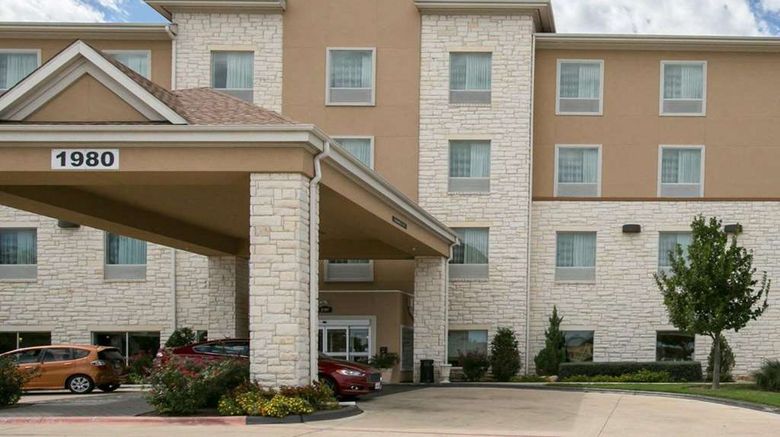 <b>Sleep Inn And Suites Round Rock Exterior</b>. Images powered by <a href="https://iceportal.shijigroup.com/" title="IcePortal" target="_blank">IcePortal</a>.