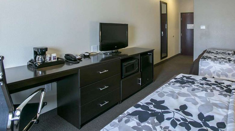 <b>Sleep Inn And Suites Round Rock Room</b>. Images powered by <a href="https://iceportal.shijigroup.com/" title="IcePortal" target="_blank">IcePortal</a>.
