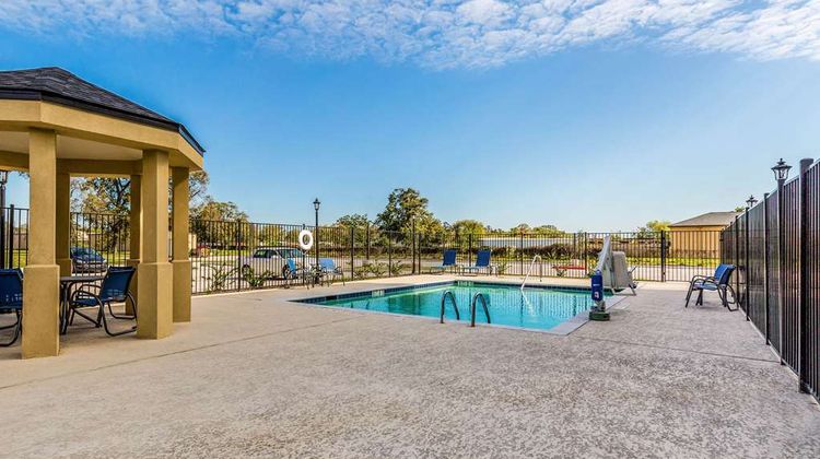 Comfort Suites, Channelview Pool