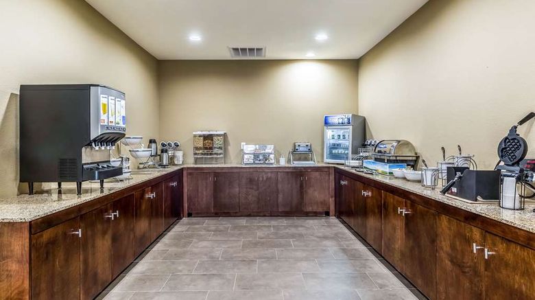 <b>Comfort Suites, Channelview Restaurant</b>. Images powered by <a href="https://iceportal.shijigroup.com/" title="IcePortal" target="_blank">IcePortal</a>.