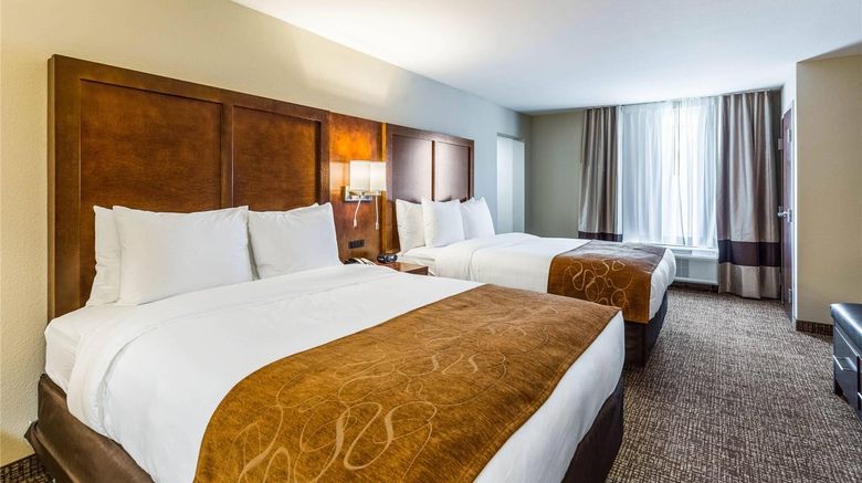 <b>Comfort Suites, Channelview Suite</b>. Images powered by <a href="https://iceportal.shijigroup.com/" title="IcePortal" target="_blank">IcePortal</a>.