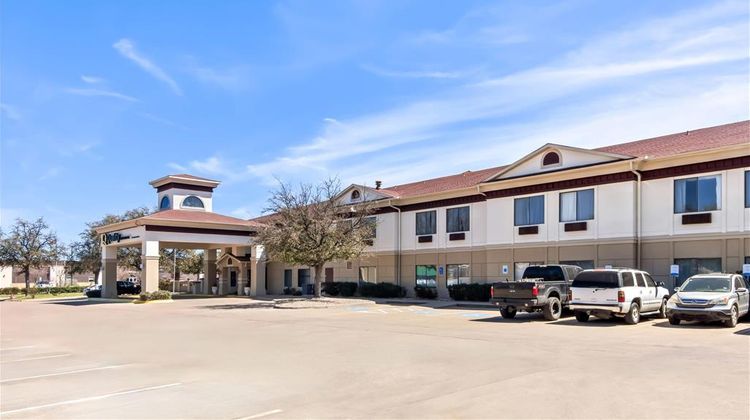 Quality Inn And Suites Granbury Exterior