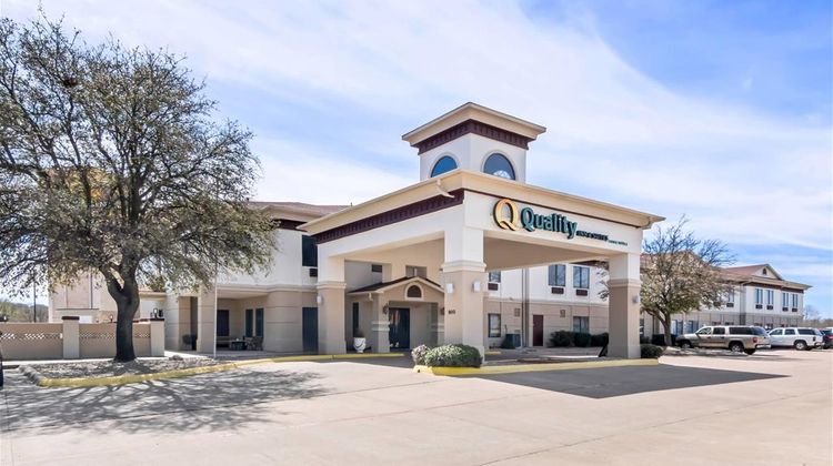 Quality Inn And Suites Granbury Exterior