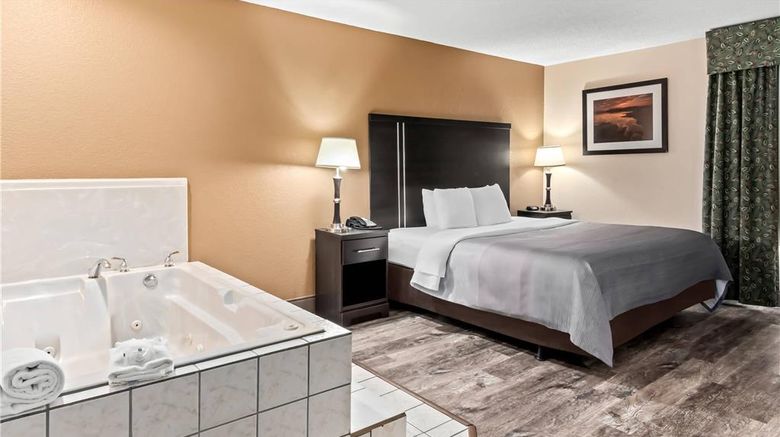 <b>Quality Inn And Suites Granbury Room</b>. Images powered by <a href="https://iceportal.shijigroup.com/" title="IcePortal" target="_blank">IcePortal</a>.