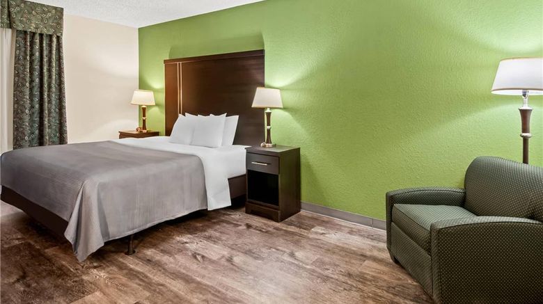 <b>Quality Inn And Suites Granbury Suite</b>. Images powered by <a href="https://iceportal.shijigroup.com/" title="IcePortal" target="_blank">IcePortal</a>.