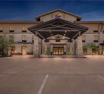 Sleep Inn & Suites Exterior