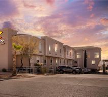 Comfort Inn & Suites I-10 Airport Exterior