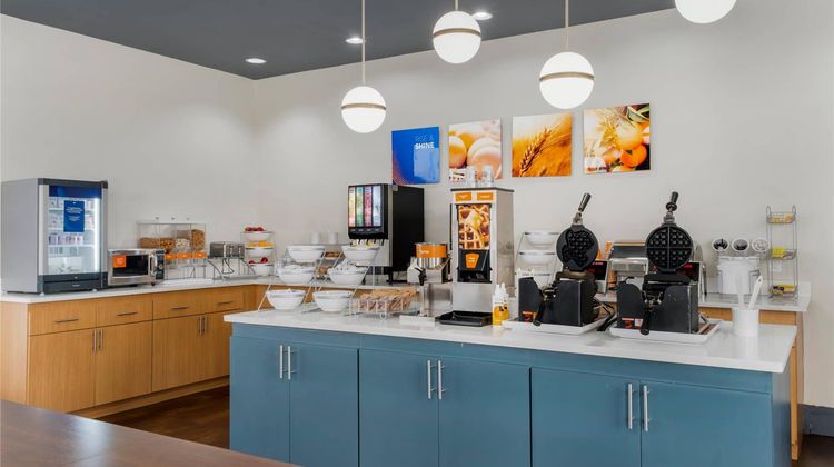Comfort Inn & Suites I-10 Airport Restaurant