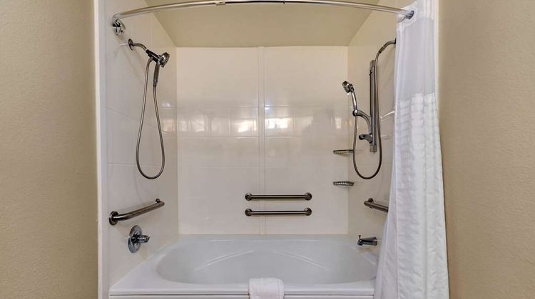 Comfort Inn and Suites Texas Hill Country Suite