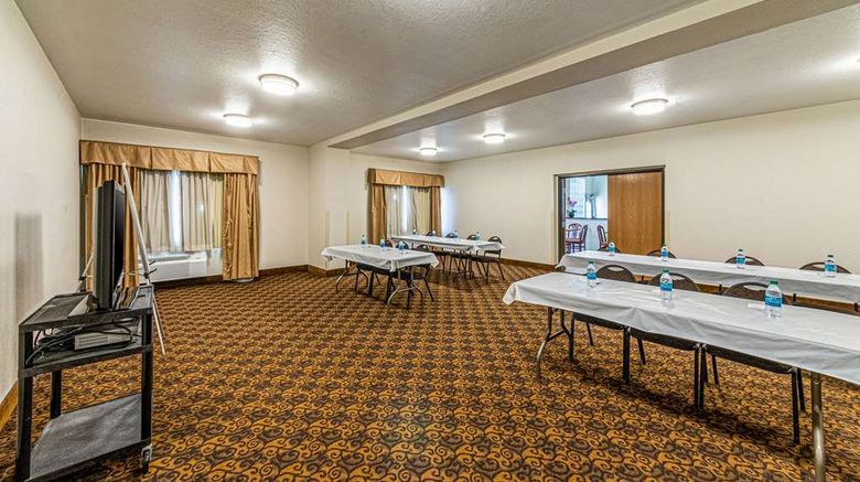 <b>Quality Suites San Antonio Brooks City Base Meeting</b>. Images powered by <a href="https://iceportal.shijigroup.com/" title="IcePortal" target="_blank">IcePortal</a>.