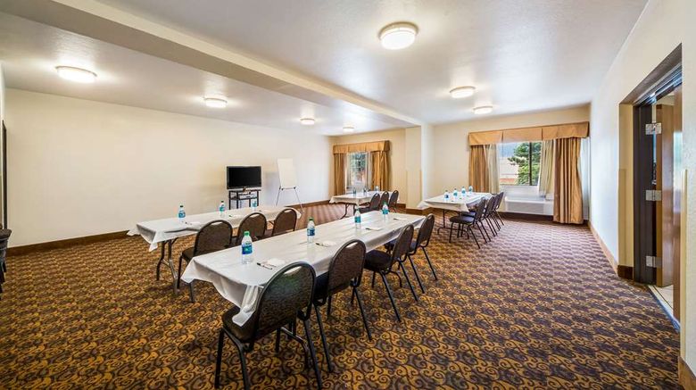 <b>Quality Suites San Antonio Brooks City Base Meeting</b>. Images powered by <a href="https://iceportal.shijigroup.com/" title="IcePortal" target="_blank">IcePortal</a>.
