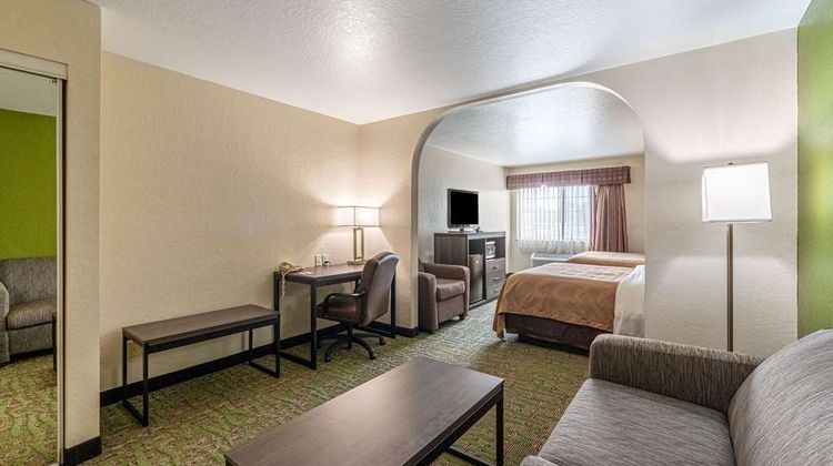 Quality Suites San Antonio Brooks City Base Room
