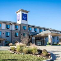 Sleep Inn & Suites, Center