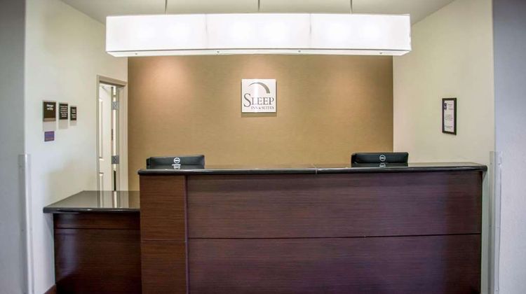 Sleep Inn & Suites, Center Lobby