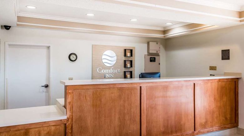 <b>Comfort Inn I-10 East near AT&T Ctr Lobby</b>. Images powered by <a href="https://iceportal.shijigroup.com/" title="IcePortal" target="_blank">IcePortal</a>.