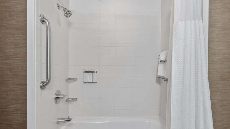 Cambria hotel & suites Plano - Frisco Room