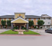 Comfort Inn and Suites Frisco Exterior