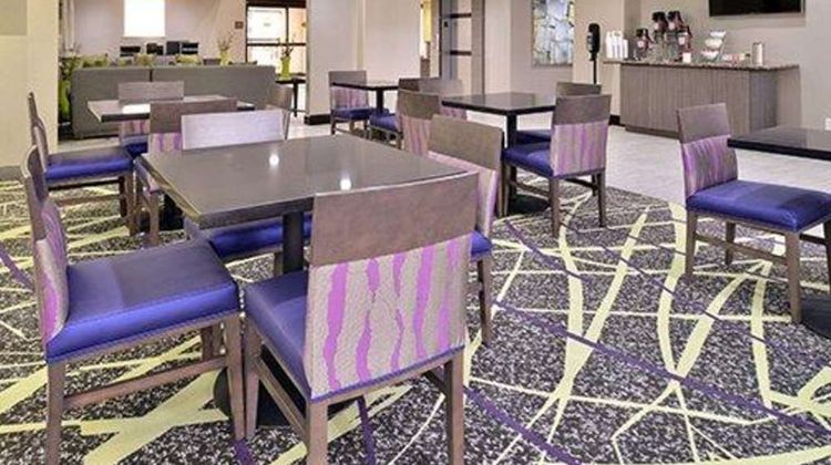 Comfort Inn and Suites Frisco Restaurant