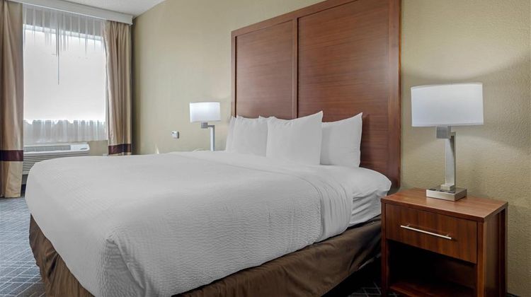Comfort Suites Waco Suite