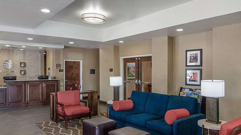 <b>Comfort Inn Midland Lobby</b>. Images powered by <a href="https://iceportal.shijigroup.com/" title="IcePortal" target="_blank">IcePortal</a>.