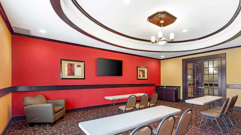 <b>Quality Inn and Suites Groesbeck North Meeting</b>. Images powered by <a href="https://iceportal.shijigroup.com/" title="IcePortal" target="_blank">IcePortal</a>.