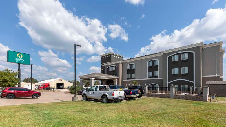 <b>Quality Inn and Suites Groesbeck North Exterior</b>. Images powered by <a href="https://iceportal.shijigroup.com/" title="IcePortal" target="_blank">IcePortal</a>.