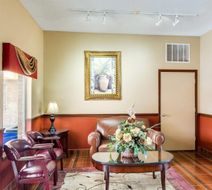 Econo Inn & Suites Eagle Pass Lobby