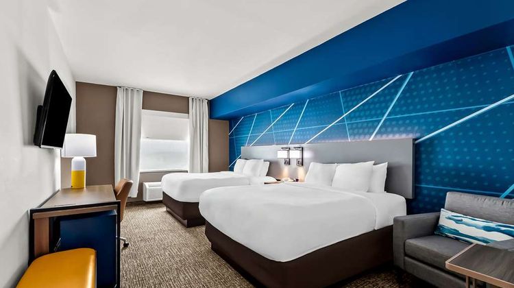 Comfort Inn & Suites Room