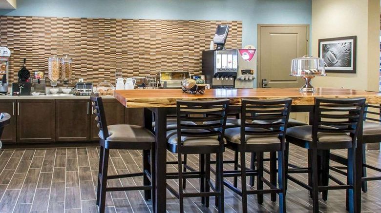 <b>MainStay Suites Cotulla Restaurant</b>. Images powered by <a href="https://iceportal.shijigroup.com/" title="IcePortal" target="_blank">IcePortal</a>.