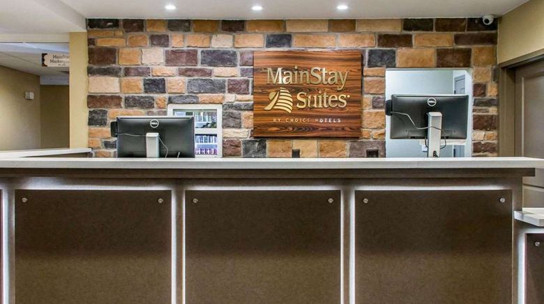 <b>MainStay Suites Cotulla Lobby</b>. Images powered by <a href="https://iceportal.shijigroup.com/" title="IcePortal" target="_blank">IcePortal</a>.