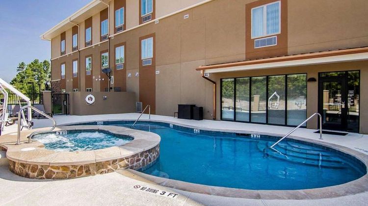 MainStay Suites Lufkin Pool