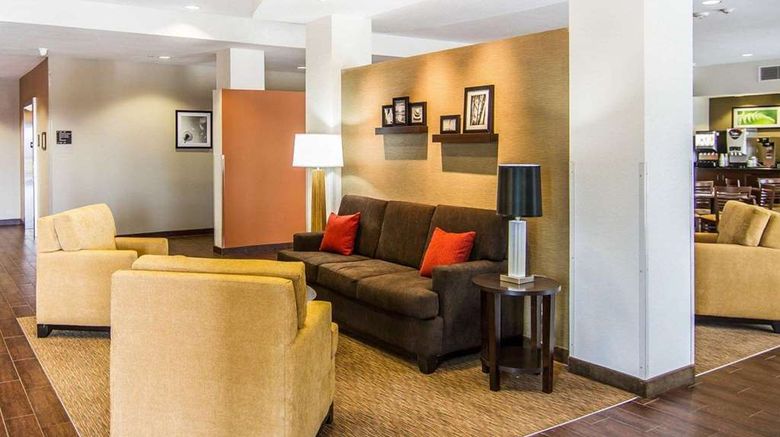 <b>MainStay Suites Lufkin Lobby</b>. Images powered by <a href="https://iceportal.shijigroup.com/" title="IcePortal" target="_blank">IcePortal</a>.