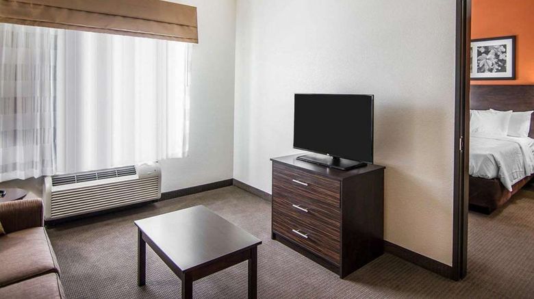 <b>MainStay Suites Lufkin Room</b>. Images powered by <a href="https://iceportal.shijigroup.com/" title="IcePortal" target="_blank">IcePortal</a>.
