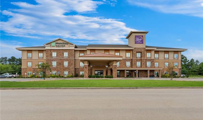 MainStay Suites Lufkin Exterior