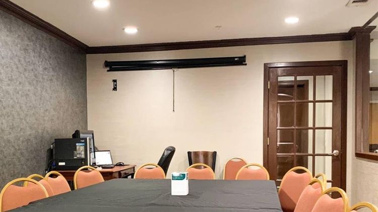 Quality Inn Meeting