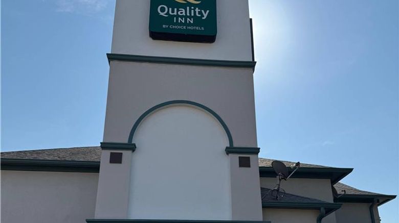 <b>Quality Inn Exterior</b>. Images powered by <a href="https://iceportal.shijigroup.com/" title="IcePortal" target="_blank">IcePortal</a>.