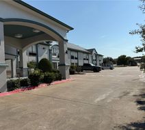 Quality Inn Exterior
