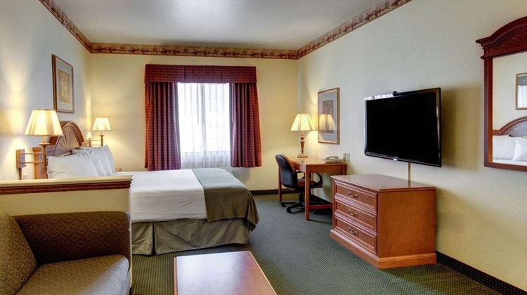 Quality Inn Glen Rose Suite