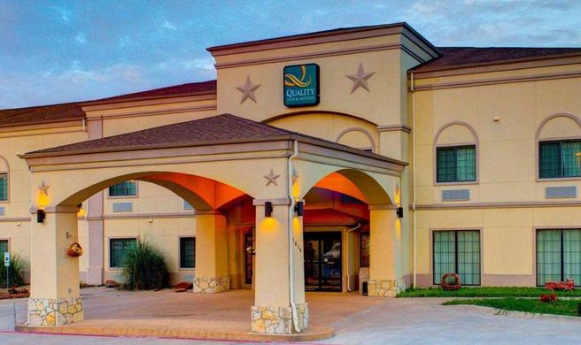 Quality Inn Glen Rose Exterior