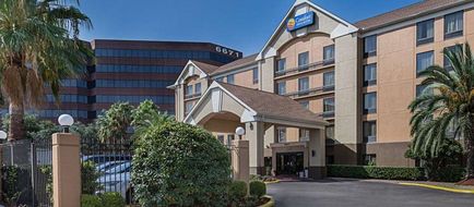 Comfort Inn & Suites Exterior