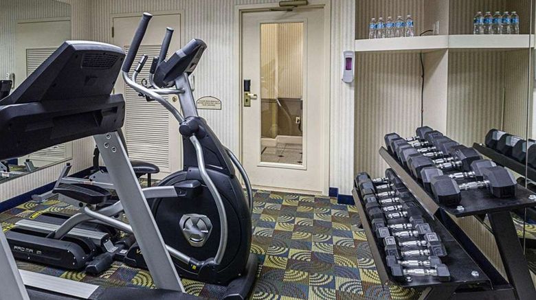 <b>Comfort Inn & Suites Health</b>. Images powered by <a href="https://iceportal.shijigroup.com/" title="IcePortal" target="_blank">IcePortal</a>.