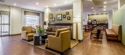 Sleep Inn and Suites Jourdanton Lobby