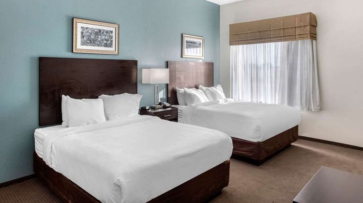 MainStay Suites Big Spring Suite