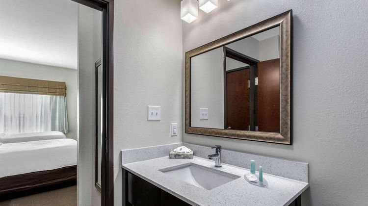 MainStay Suites Big Spring Suite