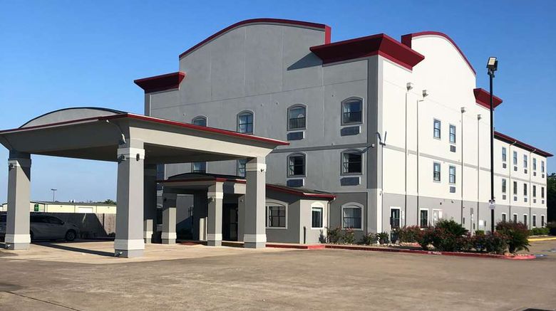 <b>Suburban Studios Exterior</b>. Images powered by <a href="https://iceportal.shijigroup.com/" title="IcePortal" target="_blank">IcePortal</a>.