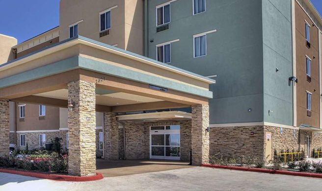Comfort Inn & Suites, White Settlement Exterior