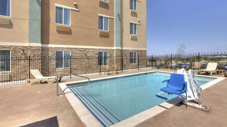 <b>Comfort Inn & Suites, White Settlement Pool</b>. Images powered by <a href="https://iceportal.shijigroup.com/" title="IcePortal" target="_blank">IcePortal</a>.