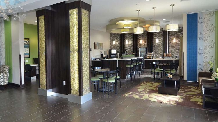 Quality Inn & Suites, Kenedy Lobby